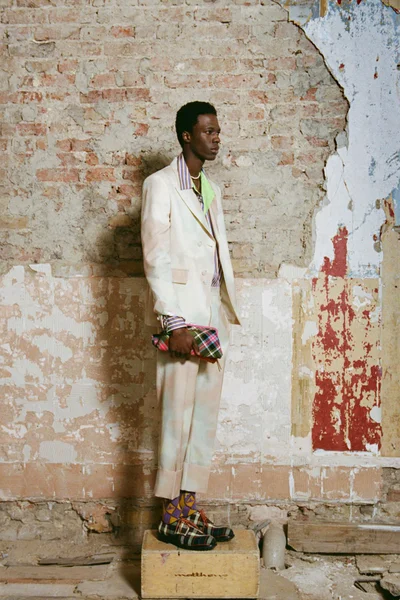 Look 19